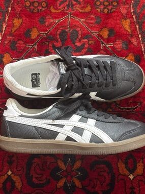 Onitsuka Tiger Tokuten